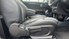 MINI Hatchback 135kW Cooper S Level 3 33kWh 3dr Auto Electric Hatchback